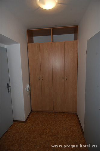hostel Blok F Podol� praha