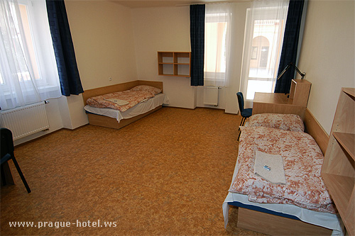 hostel Blok F Podol� praha