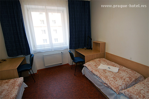hostel Blok F Podol� praha