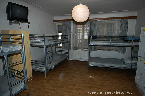 hostel Golden Sickle praha