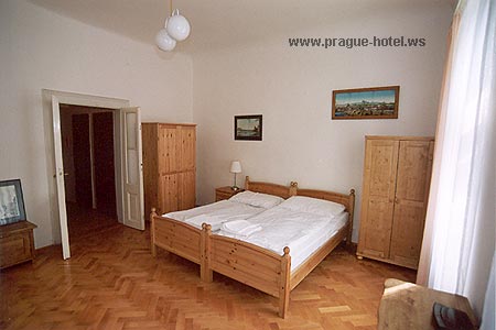 pension D�m U T�� housli�ek praha