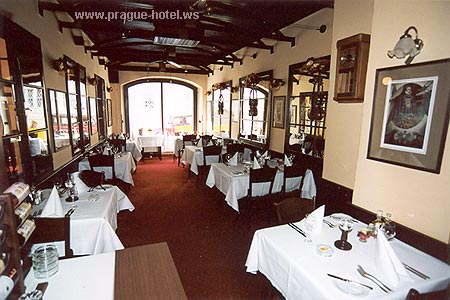 pension D�m U T�� housli�ek praha